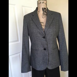 NWOT Bar111 Jacket tweed Bar III. Perfect for the upcoming cold weather